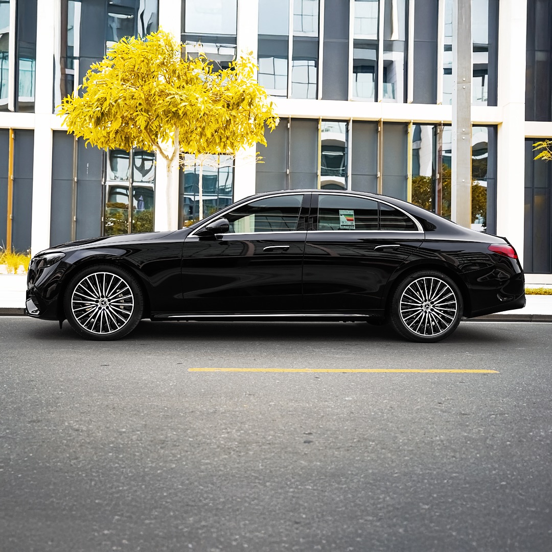 Mercedes E-Class 2025